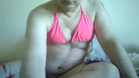 Snapshot of scottforfuhn chatting on December 4, 5:54 pm scottforfuhn online show from December 4, 5:54 pm