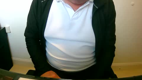 Snapshot of scotti30 chatting on October 5, 8:01 am Scott online show from October 5, 8:01 am