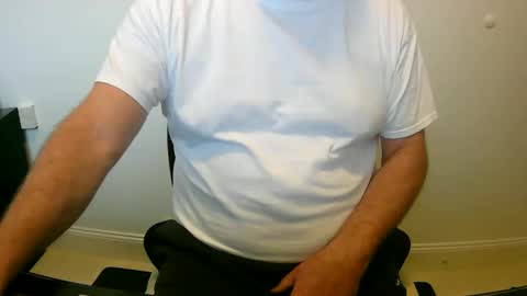 Snapshot of scotti30 chatting on October 13, 8:14 am Scott online show from October 13, 8:14 am
