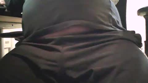 Snapshot of scottie813 chatting on January 28, 8:36 pm scottie813 online show from January 28, 8:36 pm