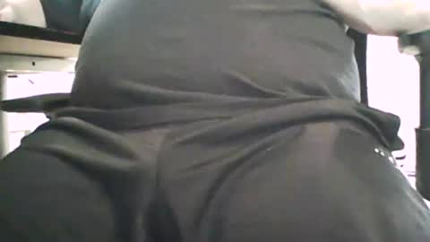 Snapshot of scottie813 chatting on November 17, 12:22 pm scottie813 online show from November 17, 12:22 pm