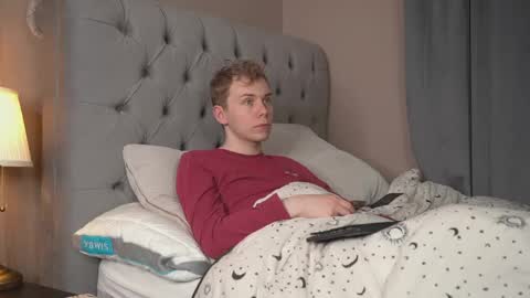 Snapshot of scottish_twink01 chatting on May 10, 9:42 pm danny online show from May 10, 9:42 pm