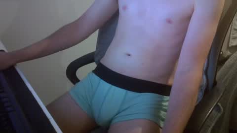 Snapshot of scottyboyyy94 chatting on July 22, 8:55 pm scottyboyyy94 online show from July 22, 8:55 pm