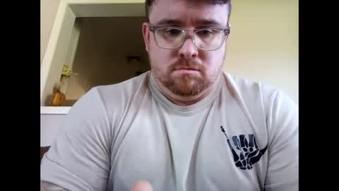 Snapshot of scottyknows101 chatting on November 4, 5:12 pm scottyknows101 online show from November 4, 5:12 pm