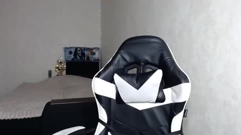 Snapshot of scratc_h chatting on January 18, 8:19 pm scratc_h online show from January 18, 8:19 pm