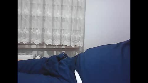 Snapshot of screw2 chatting on December 21, 11:24 pm Evren online show from December 21, 11:24 pm