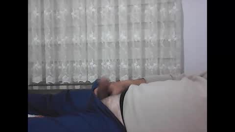 Snapshot of screw2 chatting on December 29, 7:43 pm Evren online show from December 29, 7:43 pm