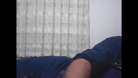 Snapshot of screw2 chatting on January 5, 10:08 pm Evren online show from January 5, 10:08 pm