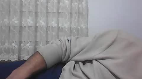 Snapshot of screw2 chatting on January 10, 10:04 pm Evren online show from January 10, 10:04 pm