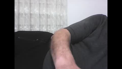 Snapshot of screw2 chatting on February 8, 4:36 pm Evren online show from February 8, 4:36 pm