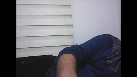 Snapshot of screw2 chatting on February 13, 9:27 pm Evren online show from February 13, 9:27 pm