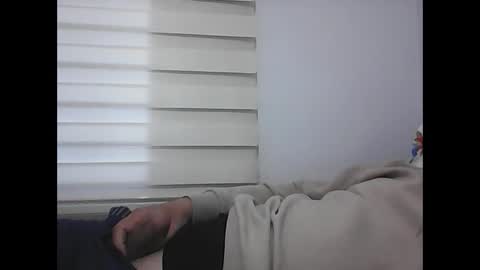 Snapshot of screw2 chatting on February 23, 2:25 pm Evren online show from February 23, 2:25 pm