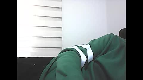 Snapshot of screw2 chatting on March 1, 11:17 am Evren online show from March 1, 11:17 am