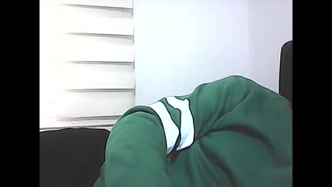 Snapshot of screw2 chatting on March 2, 12:11 pm Evren online show from March 2, 12:11 pm