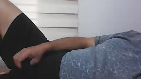 Snapshot of screw2 chatting on October 18, 7:09 am Evren online show from October 18, 7:09 am