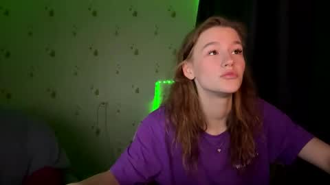 Snapshot of sdddisk chatting on December 25, 2:03 am sdddisk online show from December 25, 2:03 am