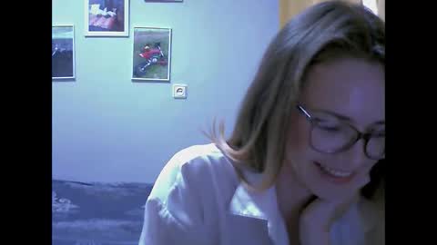 SEA Dream online show from November 11, 5:51 am