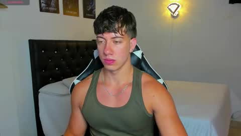 Sean online show from October 25, 10:34 am