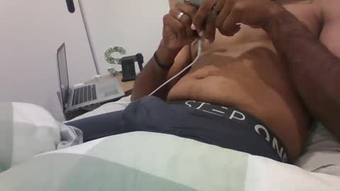 Snapshot of seano14 chatting on March 28, 2:05 pm seano14 online show from March 28, 2:05 pm