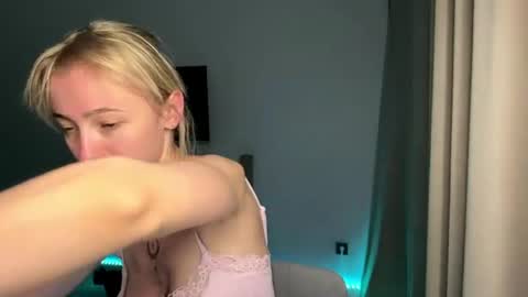 Kate online show from August 2, 7:12 pm
