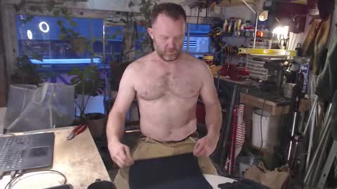 Seattlemanwhore online show from November 19, 3:45 pm