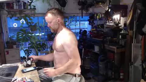 Snapshot of seattlemanwhore chatting on June 18, 1:48 pm Seattlemanwhore online show from June 18, 1:48 pm