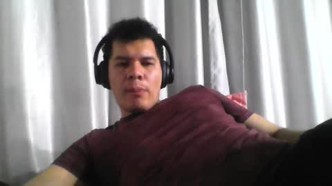 Snapshot of seb5758 chatting on October 24, 4:31 am Seb online show from October 24, 4:31 am