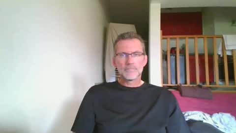 seb846894 online show from May 5, 5:21 pm