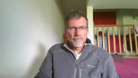 seb846894 online show from May 7, 8:31 am