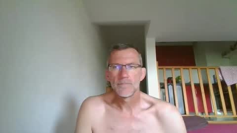 seb846894 online show from May 26, 5:58 am