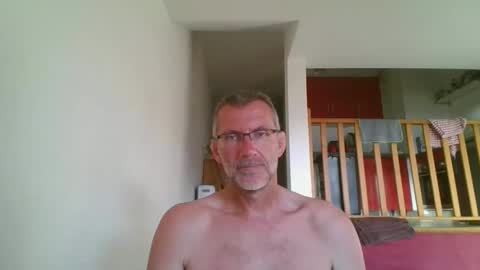 seb846894 online show from May 30, 6:05 pm