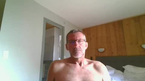 seb846894 online show from June 16, 6:49 am