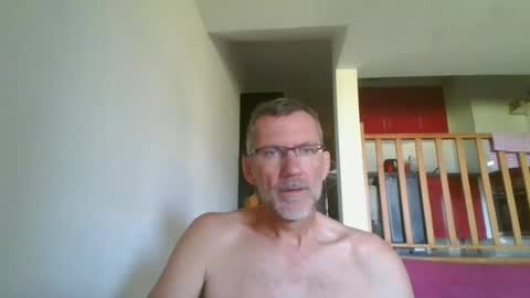 seb846894 online show from July 2, 7:25 am