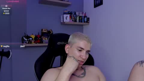 Snapshot of sebas__23 chatting on December 4, 8:07 pm Sebastin online show from December 4, 8:07 pm