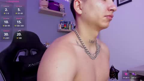 Snapshot of sebas__23 chatting on March 8, 3:35 pm Sebastin online show from March 8, 3:35 pm