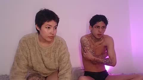 Snapshot of sebas_and_mila chatting on October 28, 12:52 pm CAMILA Y SEBASTIAN online show from October 28, 12:52 pm