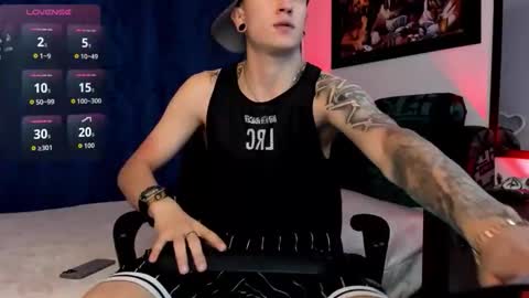 Sebastian online show from December 15, 5:44 am