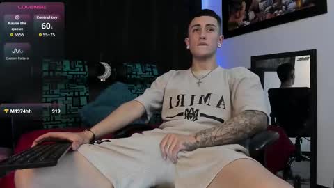 Sebastian online show from February 20, 10:10 pm