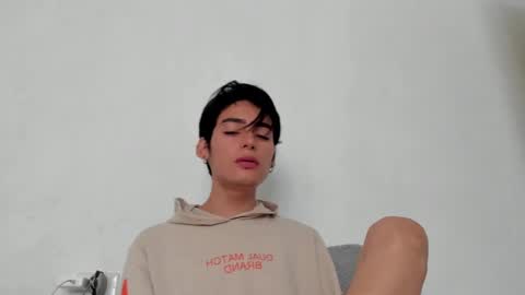 sebastian online show from December 5, 3:06 pm