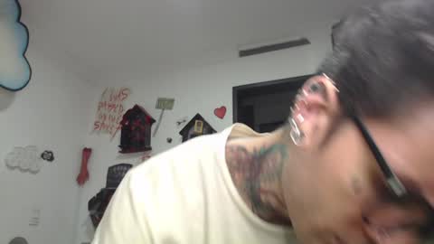 Snapshot of sebasbigdick_ chatting on June 15, 5:42 am spityio instagram online show from June 15, 5:42 am