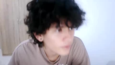 Snapshot of sebasboy02 chatting on April 3, 10:19 pm sebasboy02 online show from April 3, 10:19 pm