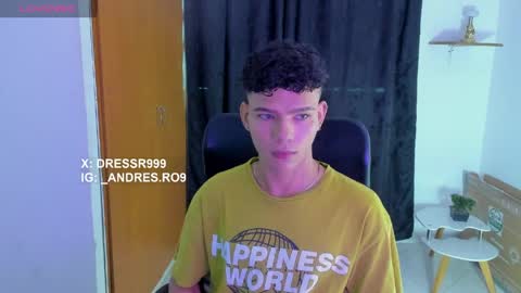 Snapshot of sebascuterouss chatting on April 18, 11:47 am sebas 3 online show from April 18, 11:47 am