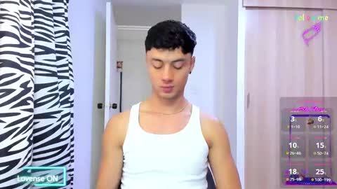 Snapshot of sebastian_dash chatting on December 26, 8:11 pm SEBAS online show from December 26, 8:11 pm