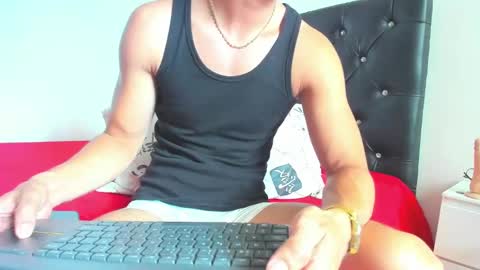 SEBAS  online show from February 1, 7:02 pm