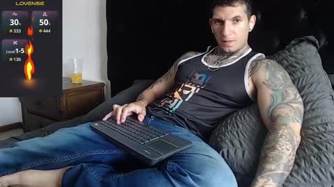 Sebastian online show from January 7, 6:43 pm