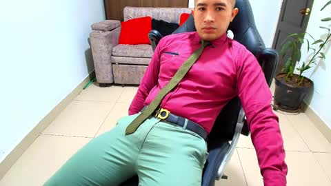 juan  sebastian online show from February 6, 12:05 pm