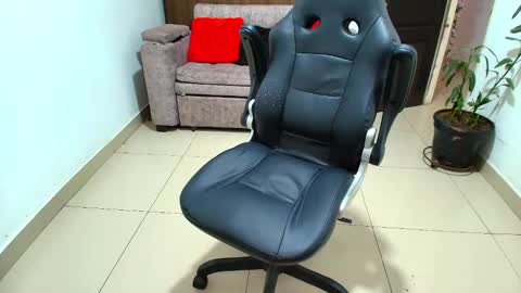 juan  sebastian online show from February 6, 6:13 pm