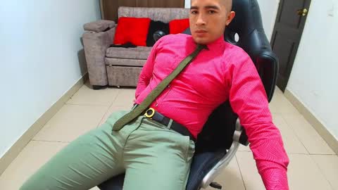 juan  sebastian online show from February 13, 6:27 pm