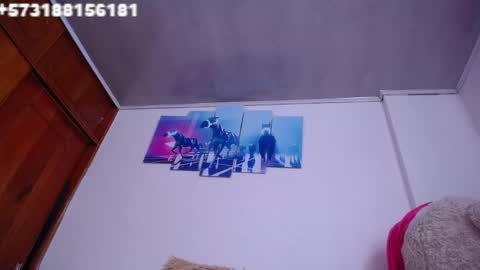 Snapshot of sebastian_posse chatting on September 17, 7:37 pm Myystiic online show from September 17, 7:37 pm