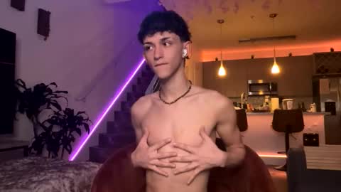 Snapshot of sebastianerosxxx chatting on June 7, 5:11 am SebastianErosX online show from June 7, 5:11 am
